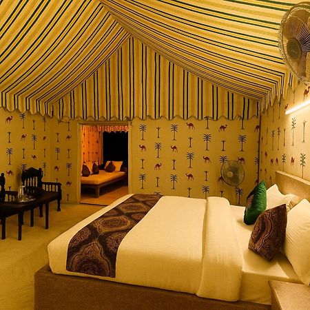 Jaisalmer Sand Dunes Luxury Camp And Resort Exterior photo