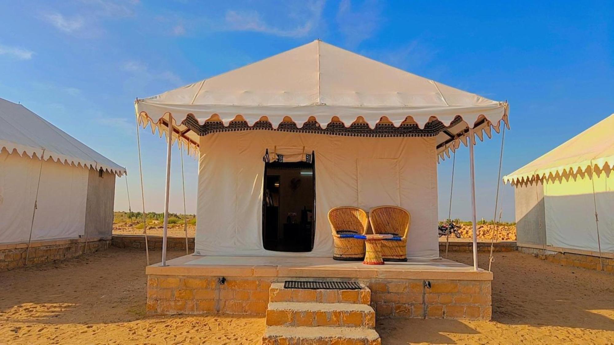 Jaisalmer Sand Dunes Luxury Camp And Resort Exterior photo