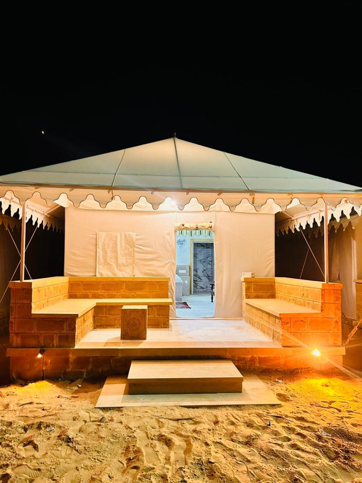 Jaisalmer Sand Dunes Luxury Camp And Resort Exterior photo